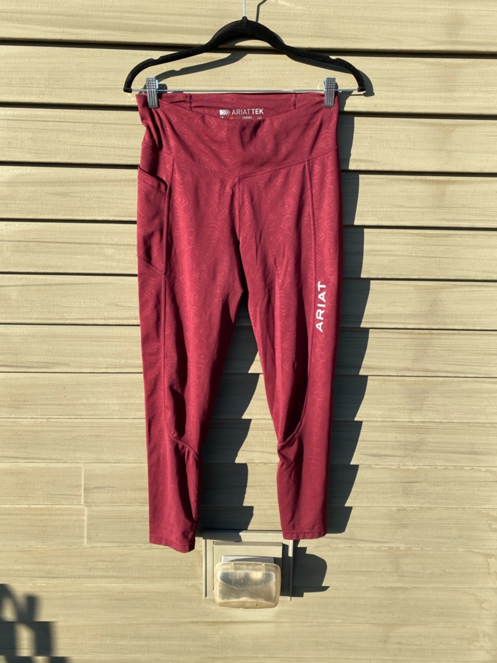 Ariat Tek heat series Burgundy Aztec print Performance Leggings with Side Pocket